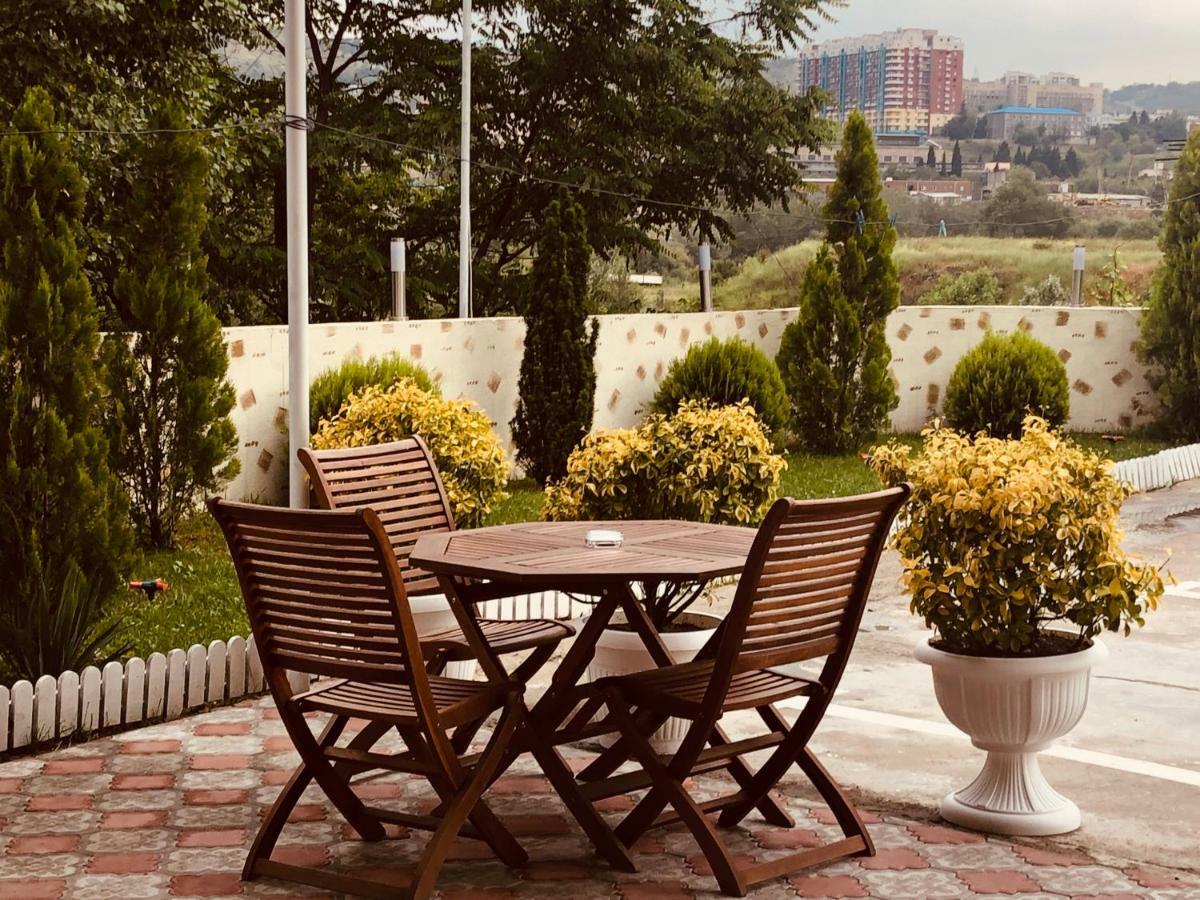 Hotel Agava Tbilisi Esterno foto